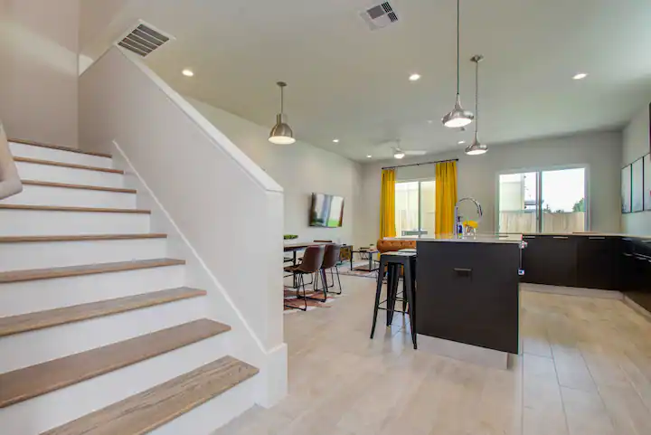 houston airbnb